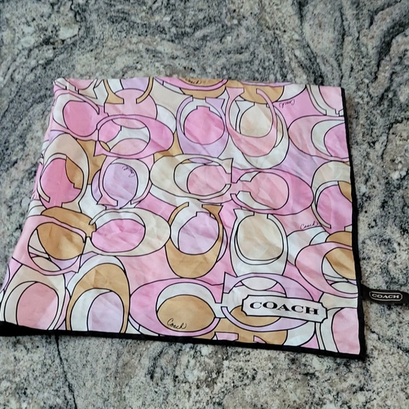 Coach Accessories - 💖Coach Silk Scarf💖